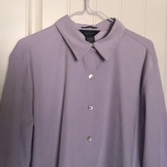 Van Heusen Tops - VERY NICE! purple top